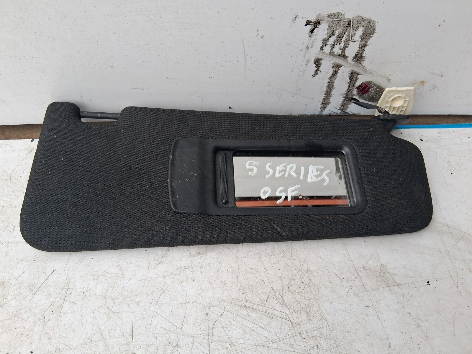 2010 BMW 5 SERIES F10 FRONT OSF DRIVER SIDE SUN VISOR