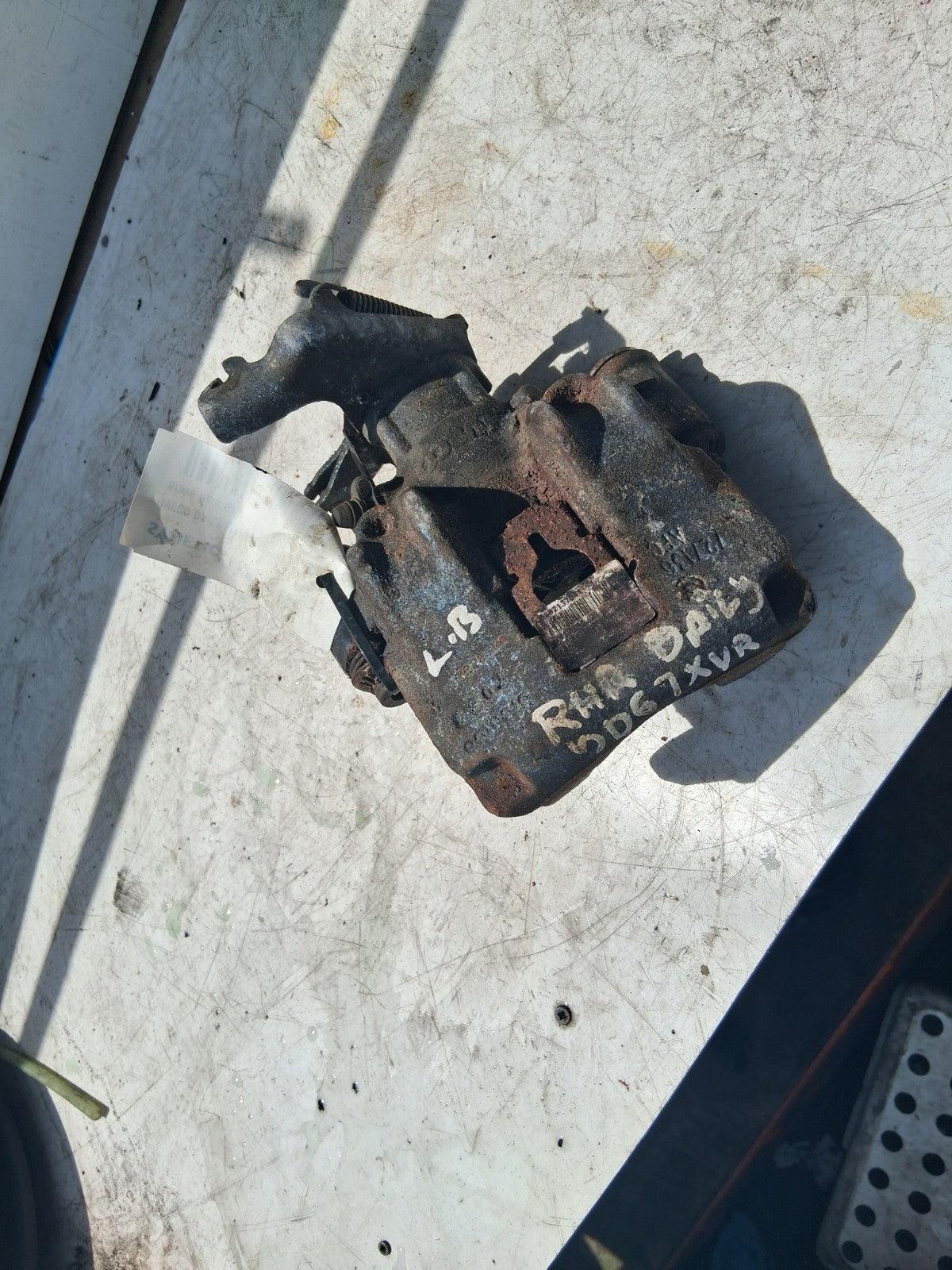 2015 IVECO DAILY MK5 OSR DRIVER SIDE REAR RIGHT BRAKE CALIPER