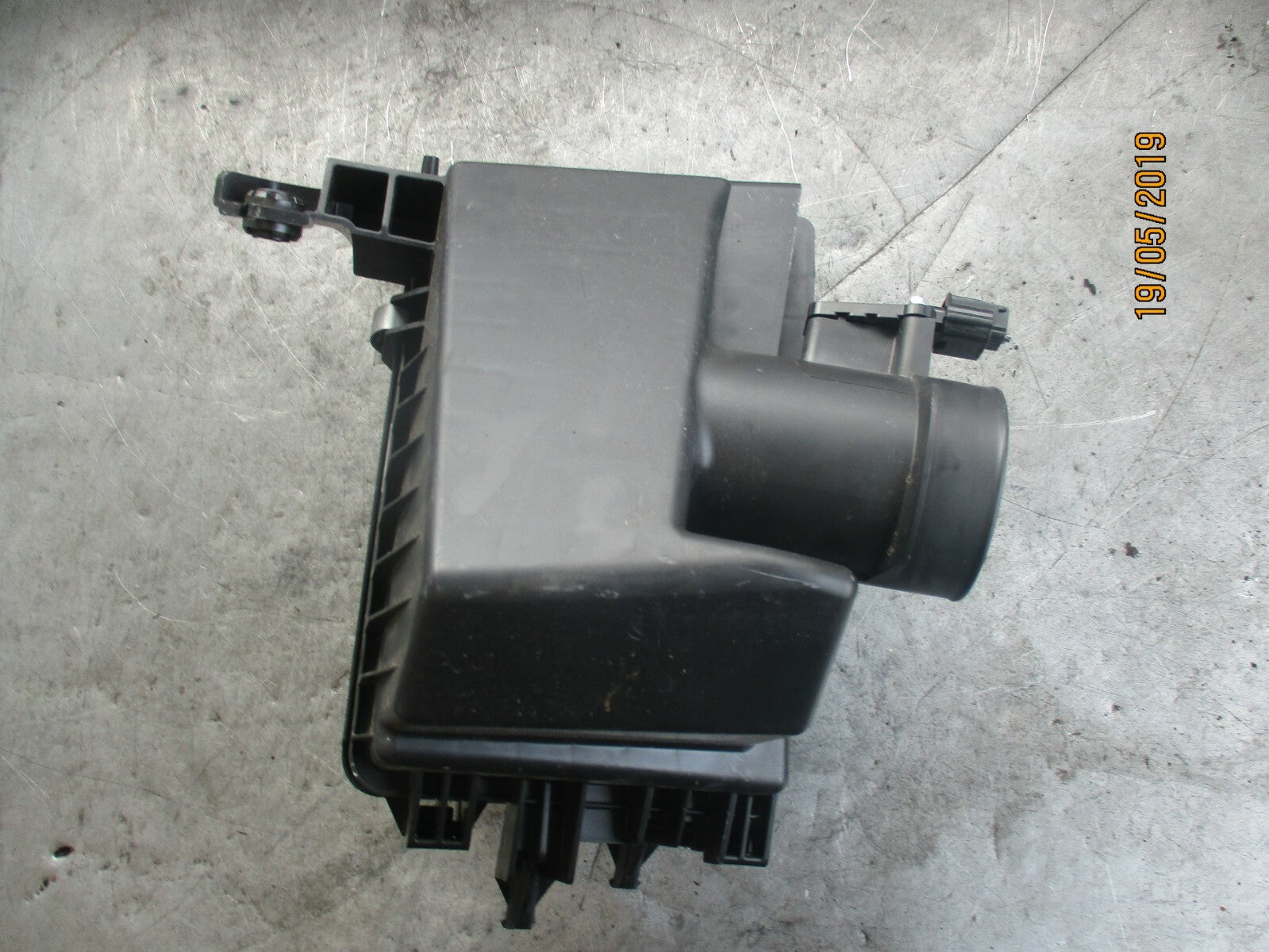 NISSAN QASHQAI J11 (MK2) 1.5 AIR FILTER BOX HOUSING & MASS MAF SENSOR