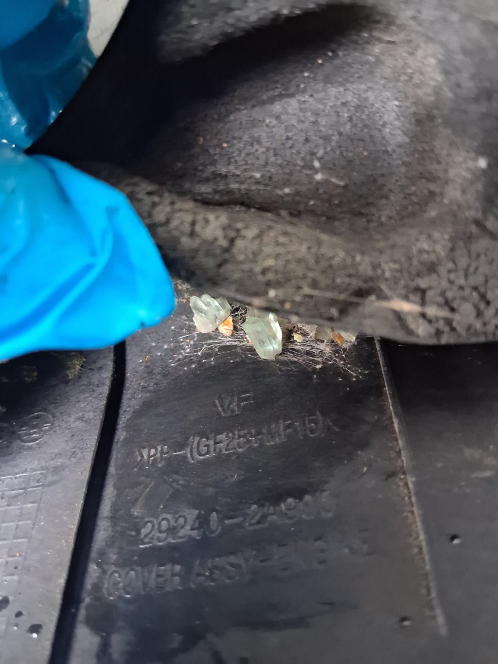 2017 HYUNDAI I40 ENGINE TOP COVER 29240-2A900