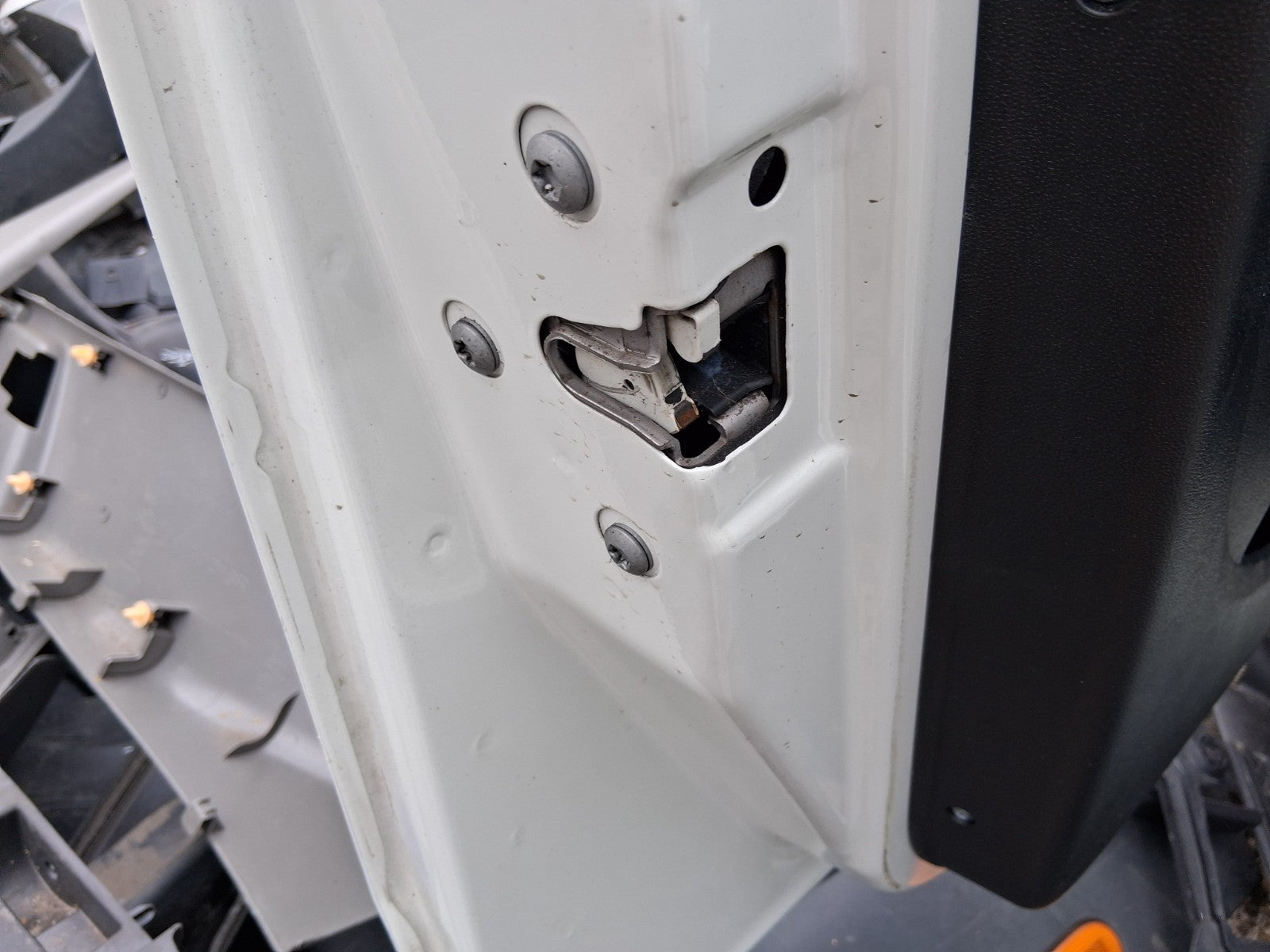 2014 FIAT PUNTO 5 DOOR MK3 NSF PASSERGER SIDE FRONT DOOR LOCK MECHANISM