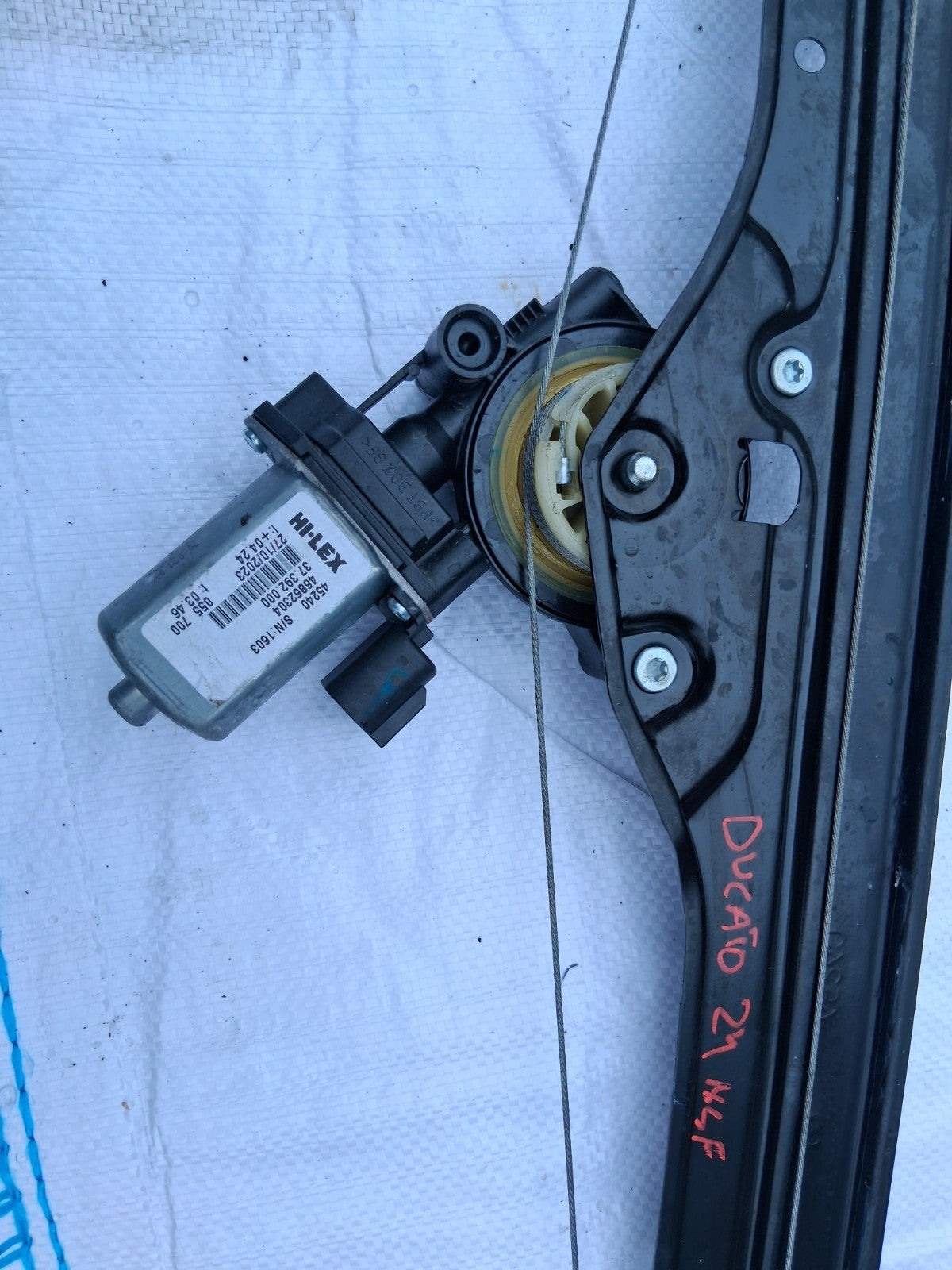 2024 FIAT DUCATO MK3 NSF PASSENGER SIDE FRONT WINDOW MOTOR REGULATOR 46862304