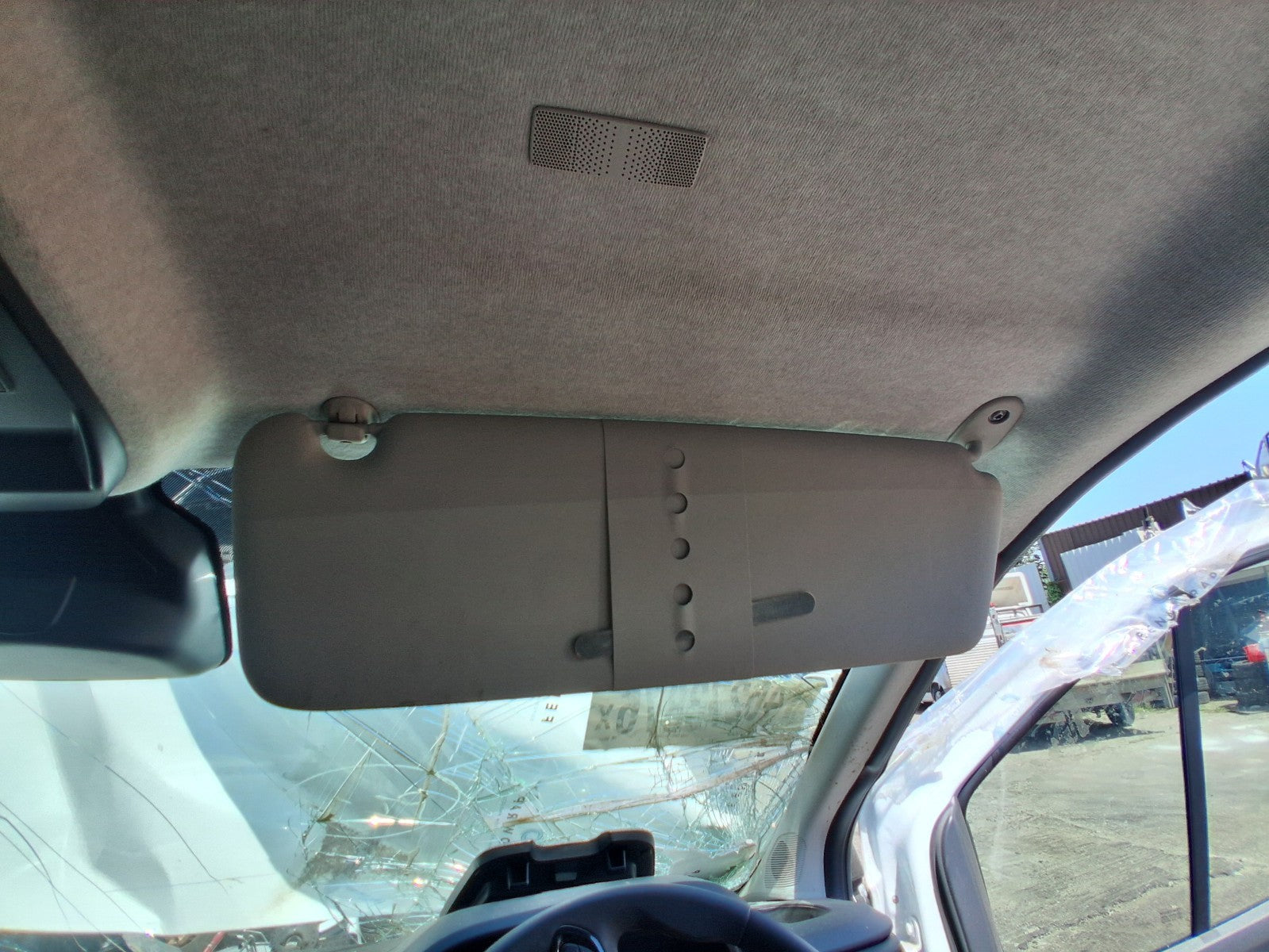 2025 RENAULT TRAFIC X82 MK3 OSF DRIVER SIDE FRONT RIGHT SUN VISOR SHADE