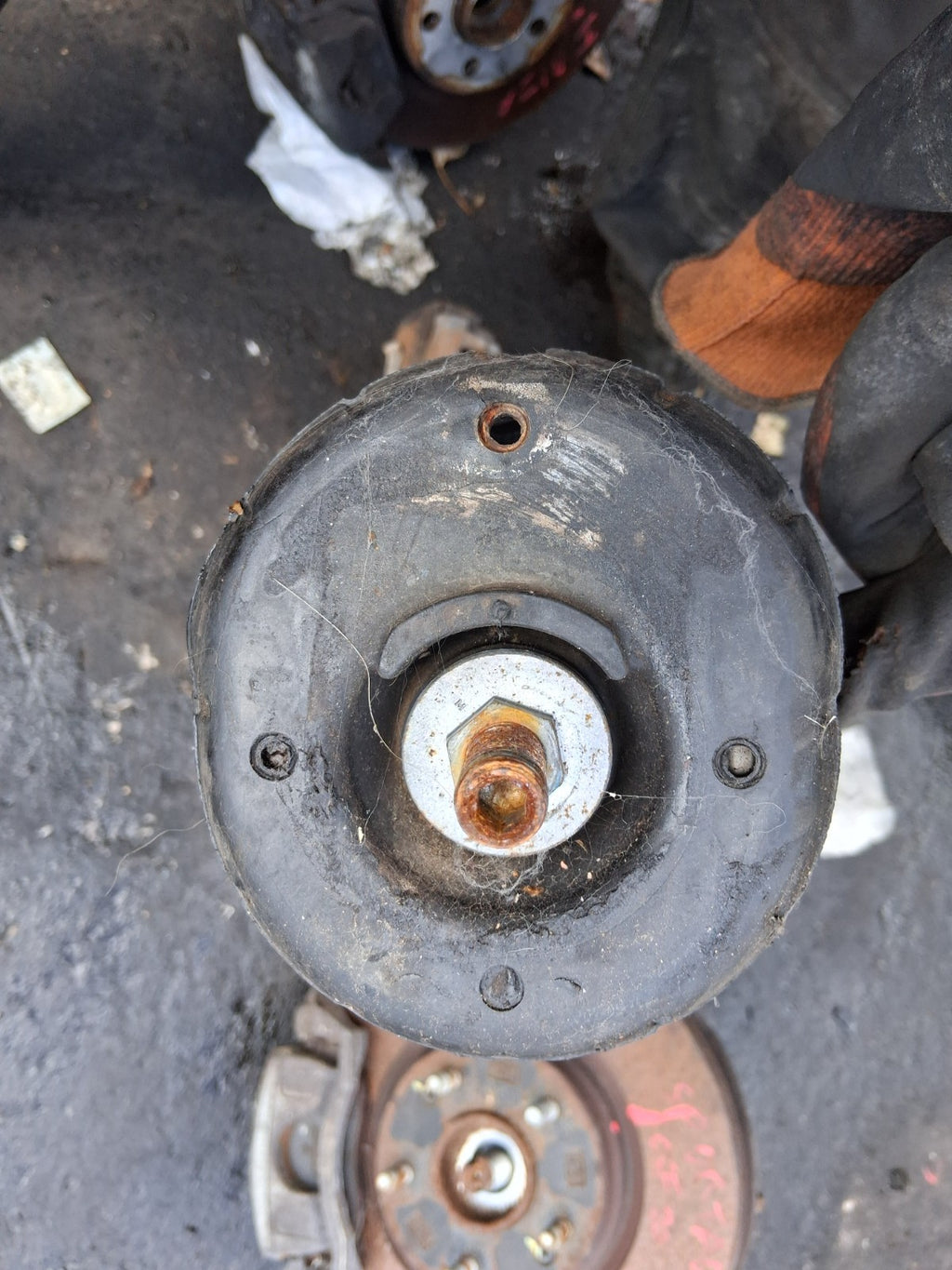 2020 VAUXHALL CROSSLAND X 1.2 PETROL OSF DRIVER SIDE FRONT LEFT LEG HUB SHOCK