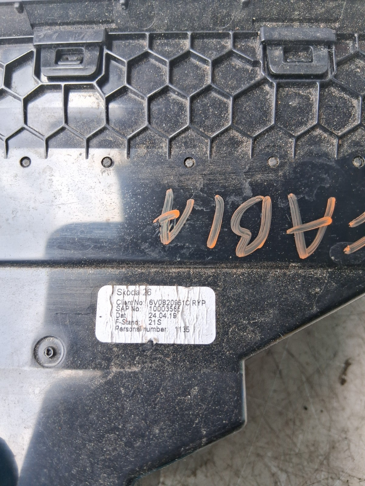 2019 SKODA FABIA FRONT DASHBOARD CENTRE AIR VENTS 6V0820951CRYP