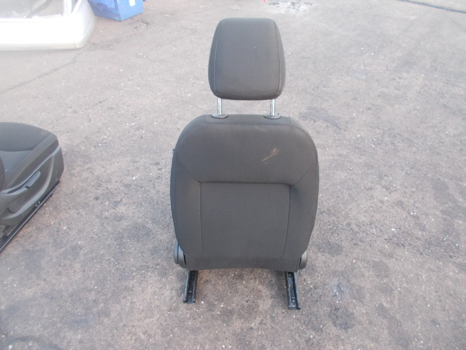 VAUXHALL VIVA OPEL KARL 2014-2019 NSF PASSENGER SIDE FRONT SEAT CLOTH