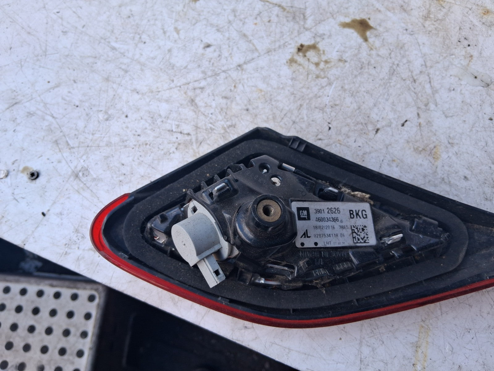 VAUXHALL CORSA E 2016 OSR DRIVER SIDE INNER TAIL LIGHT 39012626
