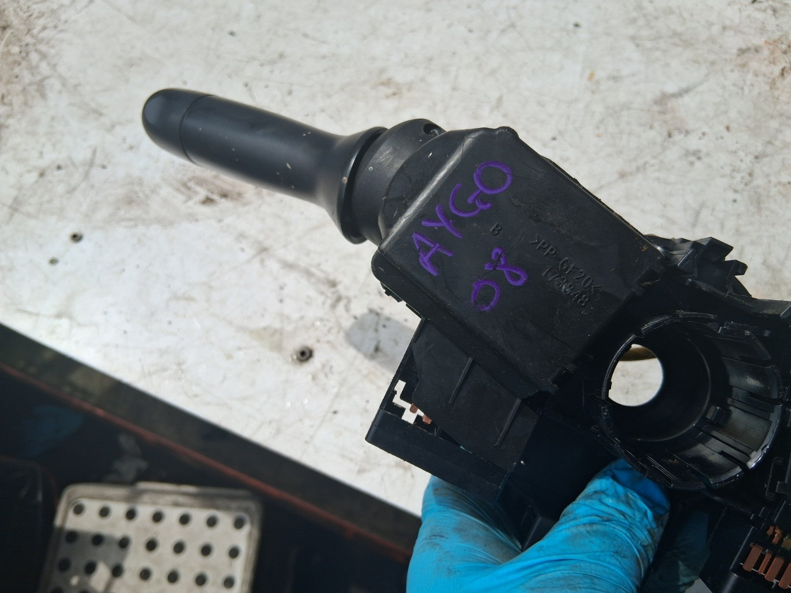2008 TOYOTA AYGO MK1  WIPER INDICATOR STALK SWITCH SQUIB