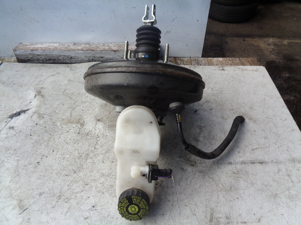 PEUGEOT 108 2014 1.0 PETROL BRAKE SERVO & MASTER CYCLINDER 472000H110