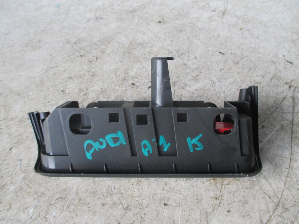 AUDI A1 HEATED SEATS SWITCH PAIR 8X0959674A 8X0959673A