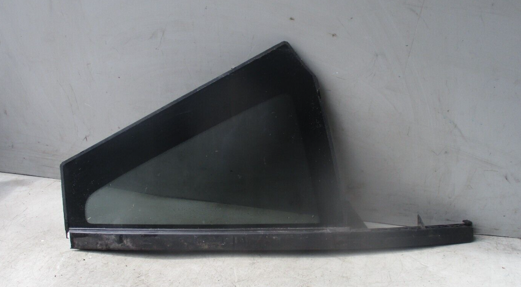 BMW X1 F48 LC1 M SPORT QUARTER PANEL WINDOW GLASS 43R-001734