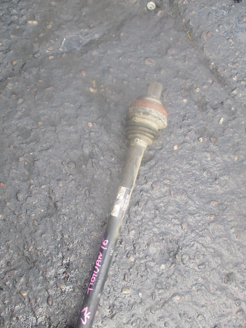 VW VOLKSWAGEN TIGUAN MK2 2016 NSR PASSENGER SIDE REAR DRIVESHAFT 3Q0501203B