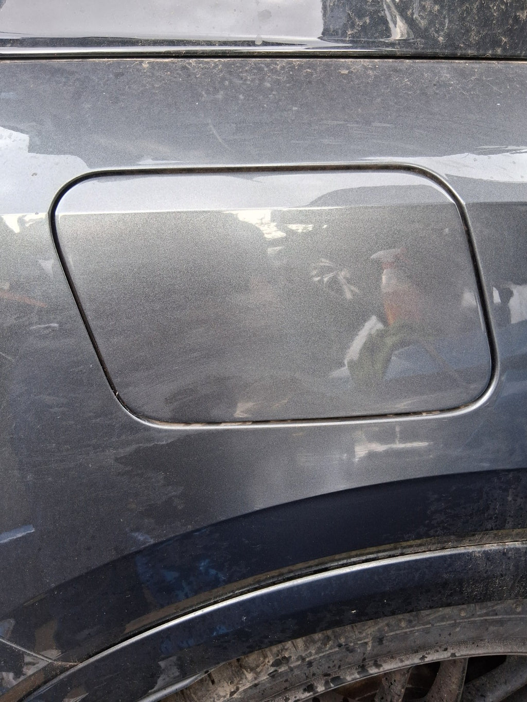 2021 AUDI Q2 MK1 FACELIFT FUEL FLAP COVER LID GREY