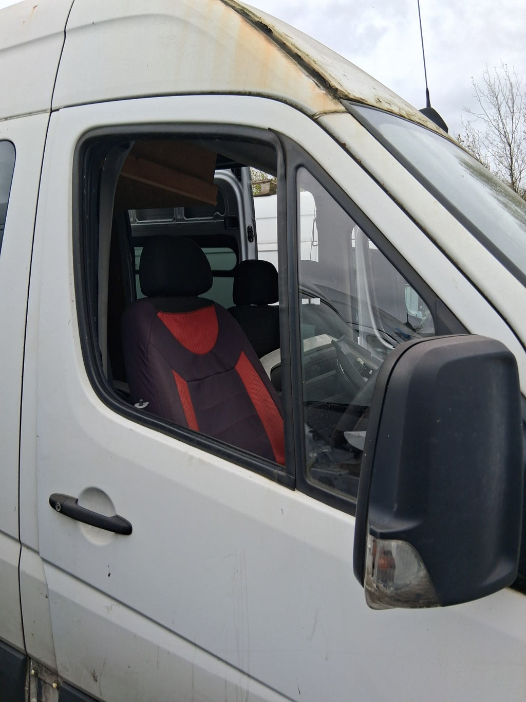 2016 MERCEDES SPRINTER MK2 W906 OSF DRIVER SIDE FRONT LEFT BARE DOOR WHITE