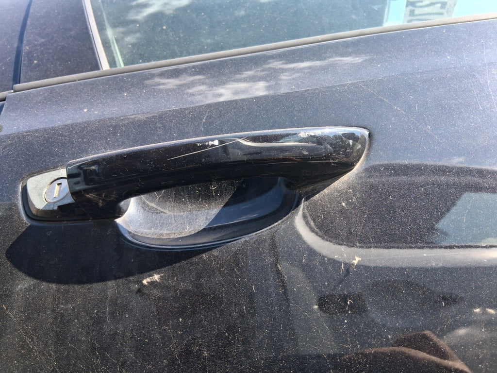 2012 VW VOLKSWAGEN GOLF MK6 OSF DRIVER SIDE FRONT DOOR HANDLE BLACK LC9X