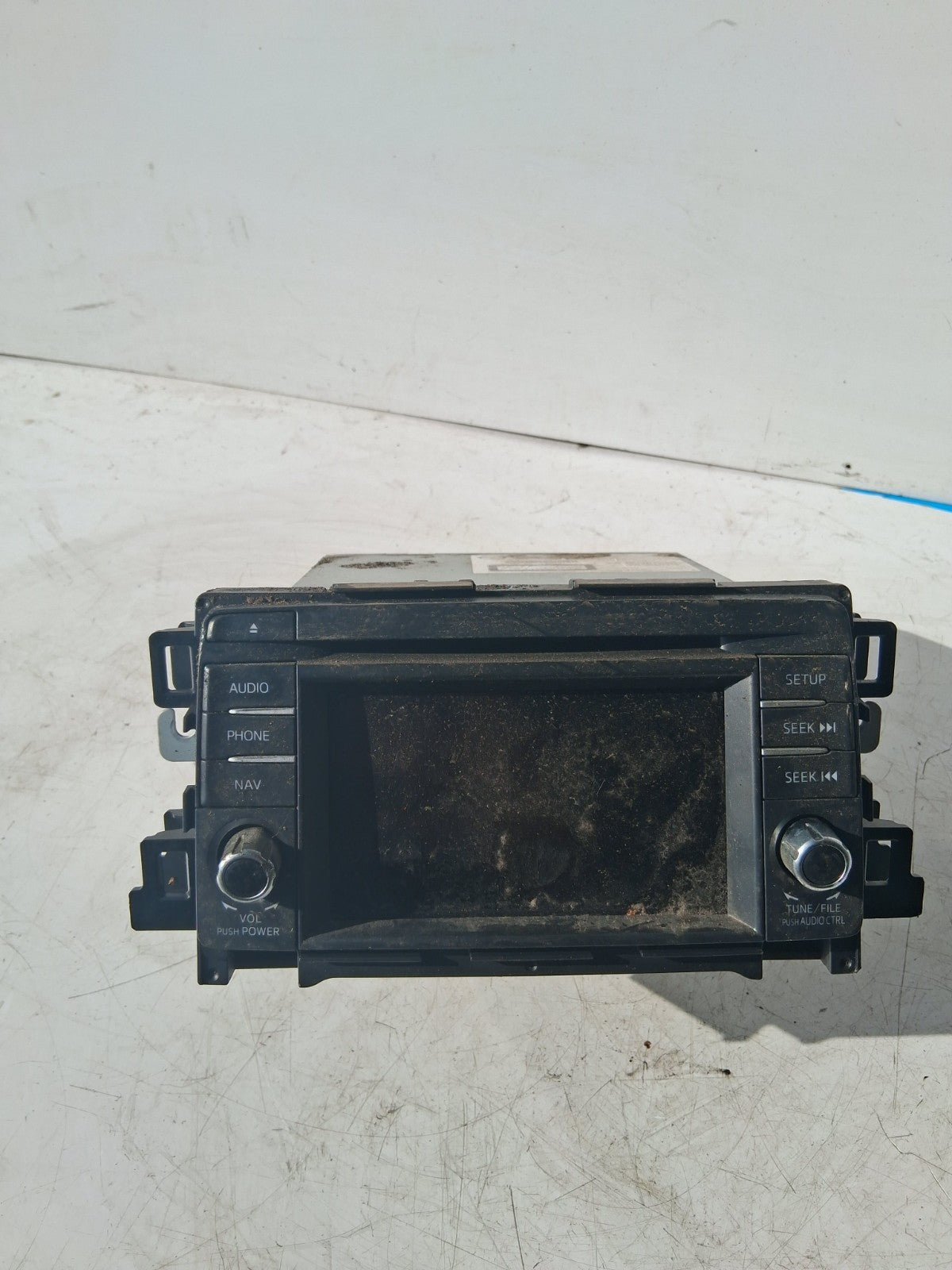 2013 MAZDA CX5 MULTIFUNCTION DISPLAY SCREEN HEAD UNIT KR8566DV0