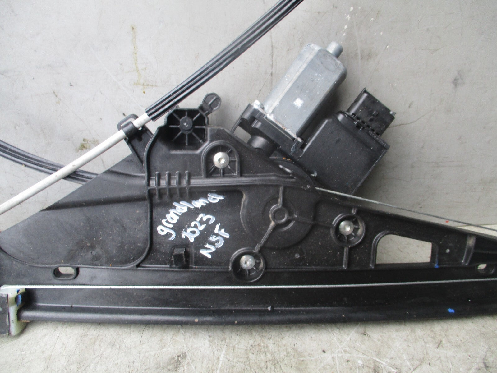 2023 VAUXHALL GRANDLAND NSF PASSENGER SIDE FRONT DOOR WINDOW REGULATOR 984018088