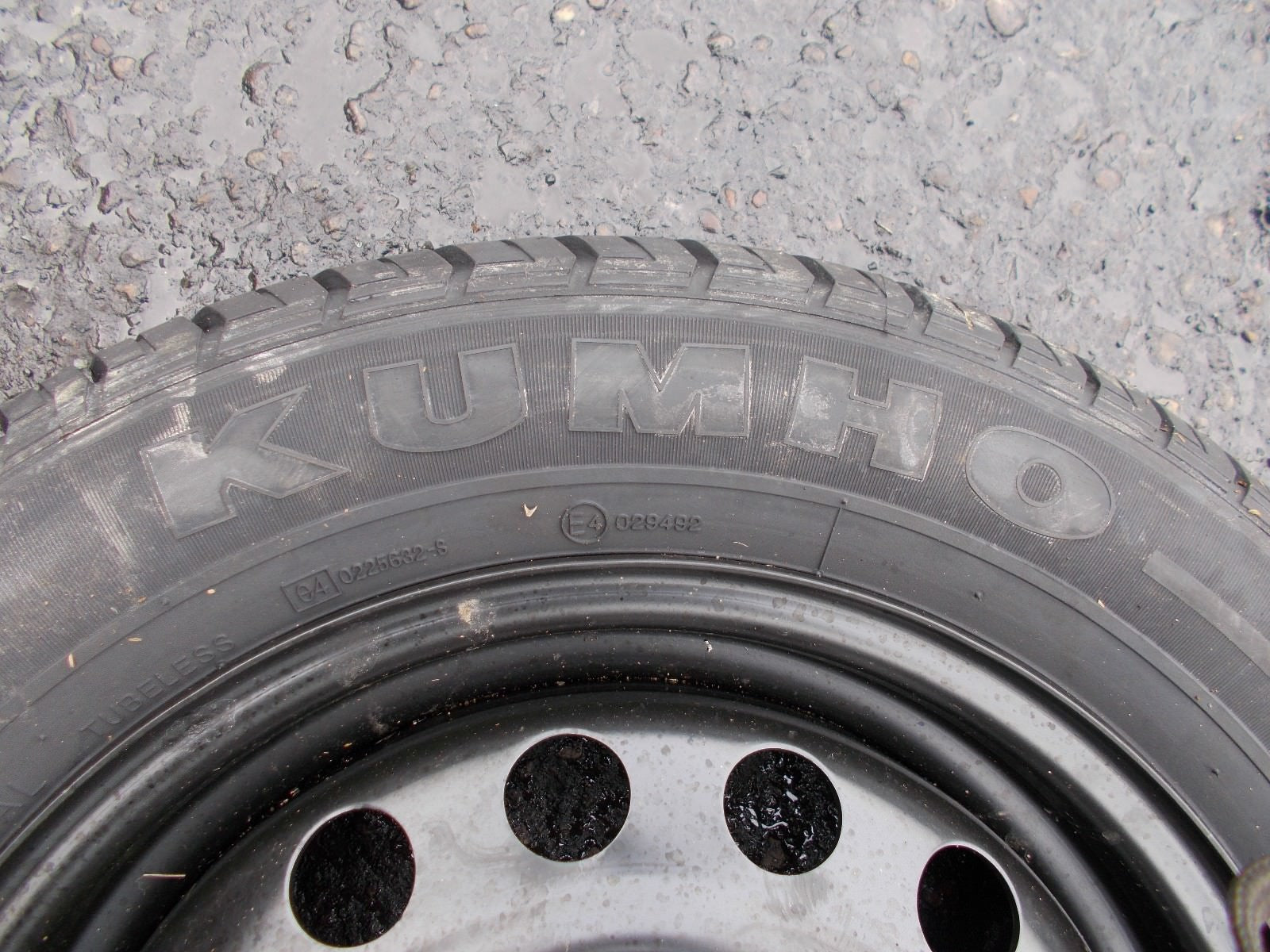 HYUNDAI ELANTRA SPARE STEEL WHEEL & TYRE 195/60 R15 529102D050