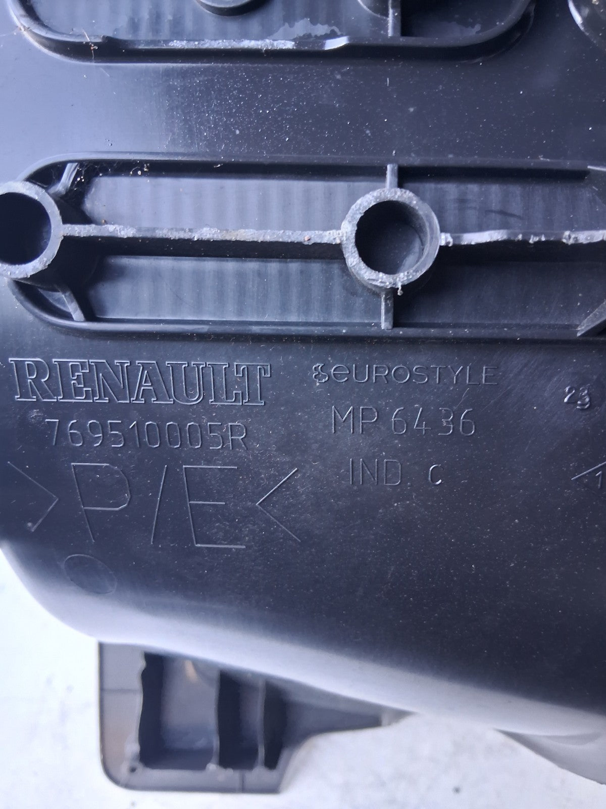 2023 RENAULT MASTER MK3 OS OFF RIGHT DRIVER SIDE DOOR STEP TRIM 769510005R