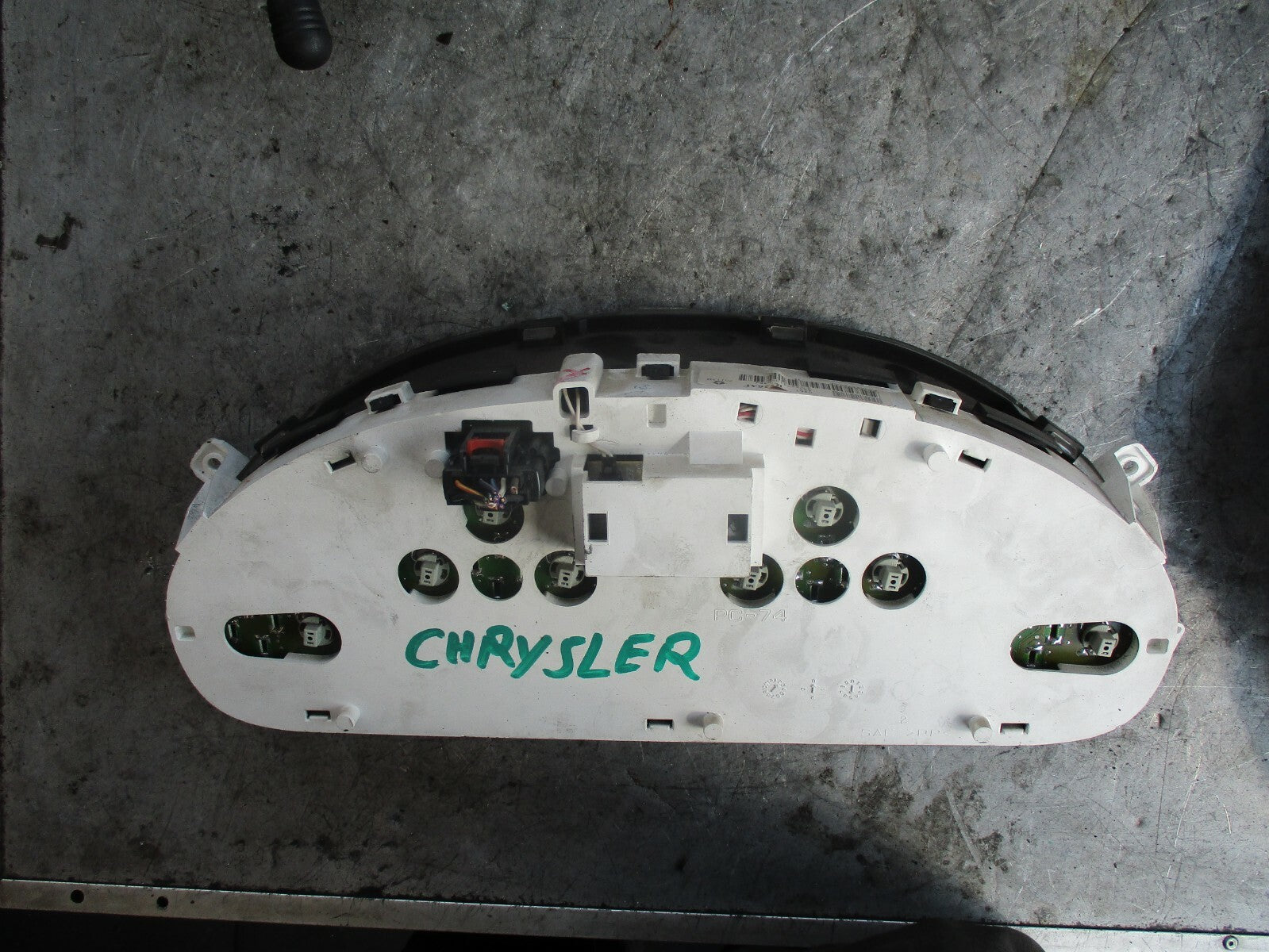 CHRYSLER VOYAGER MK4 2.5 CRD INSTRUMENT CLUSTER SPEEDO CLOCK P04685726AF