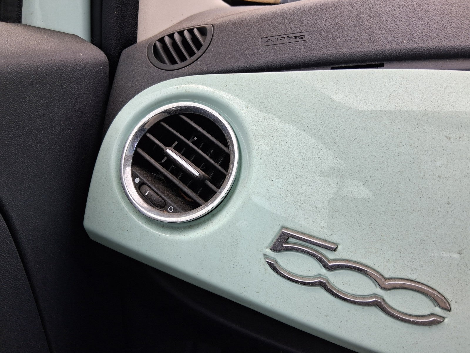 2015 FIAT 500 LOUNGE MK1 NSF PASSENGER SIDE FRONT LEFT AIR VENT
