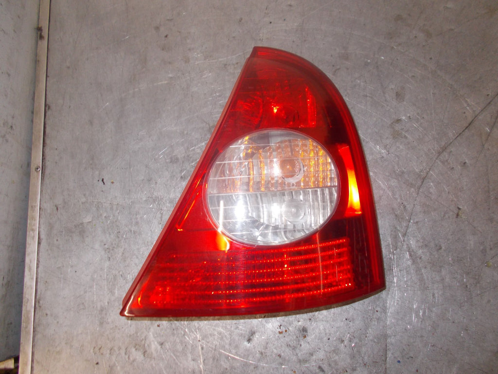 RENAULT CLIO MK2 OSR DRIVER SIDE REAR LIGHT TAIL LIGHT 8200071414