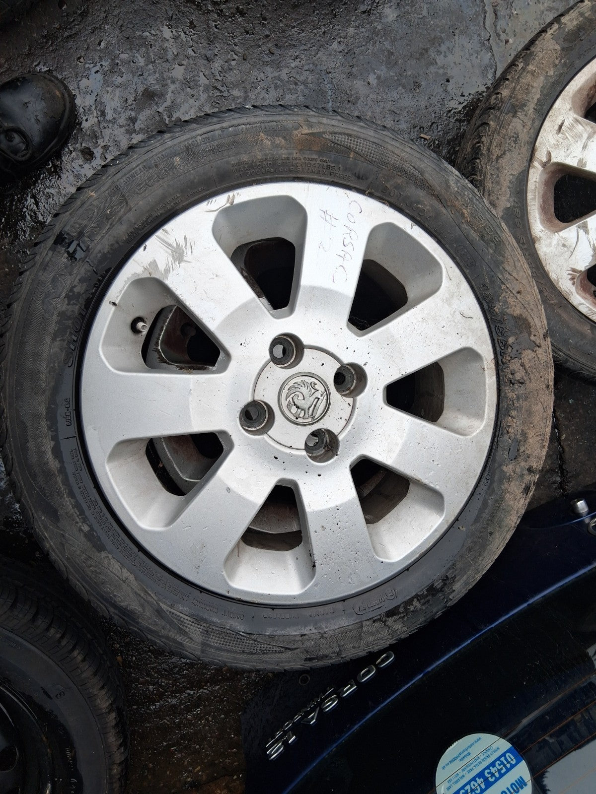 2005 VAUXHALL CORSA C 15 INCH ALLOY WHEEL WITH TYRE 185/55R15