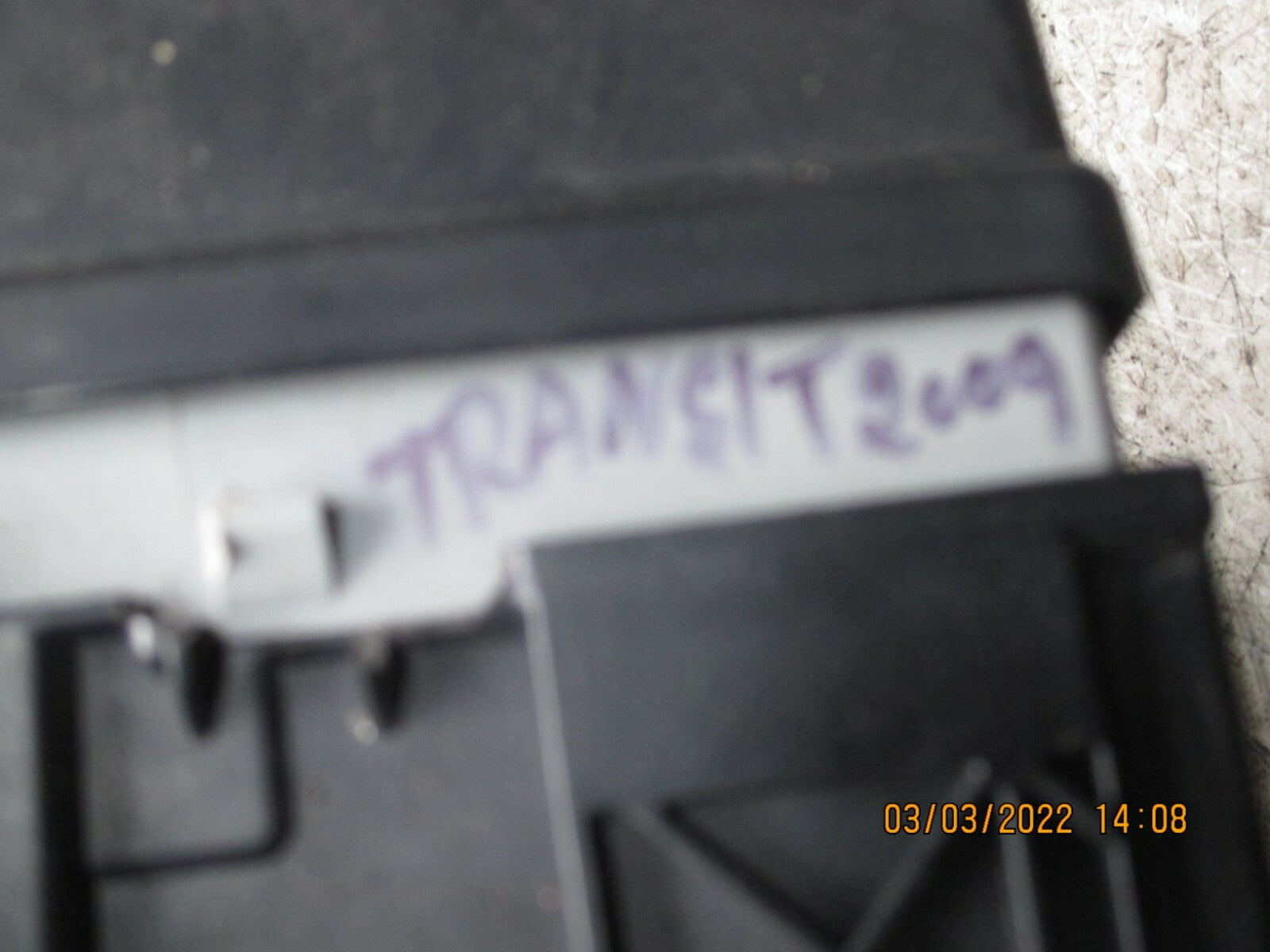 FORD TRANSIT MK7 2009 2.2 DIESEL FUSE RELAY BOX