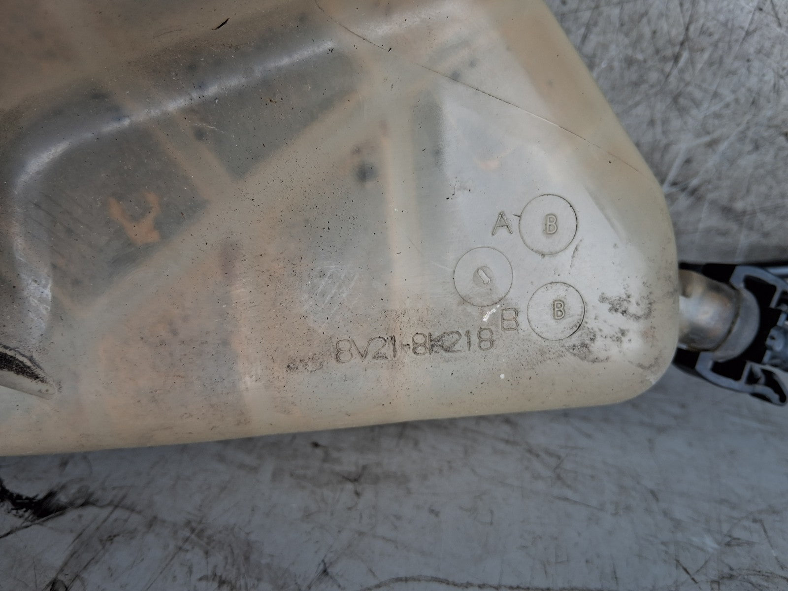 2009 FORD FIESTA MK7 1.6 PETROL WATER EXPANSION COOLANT OVERFLOW TANK 8V218K218