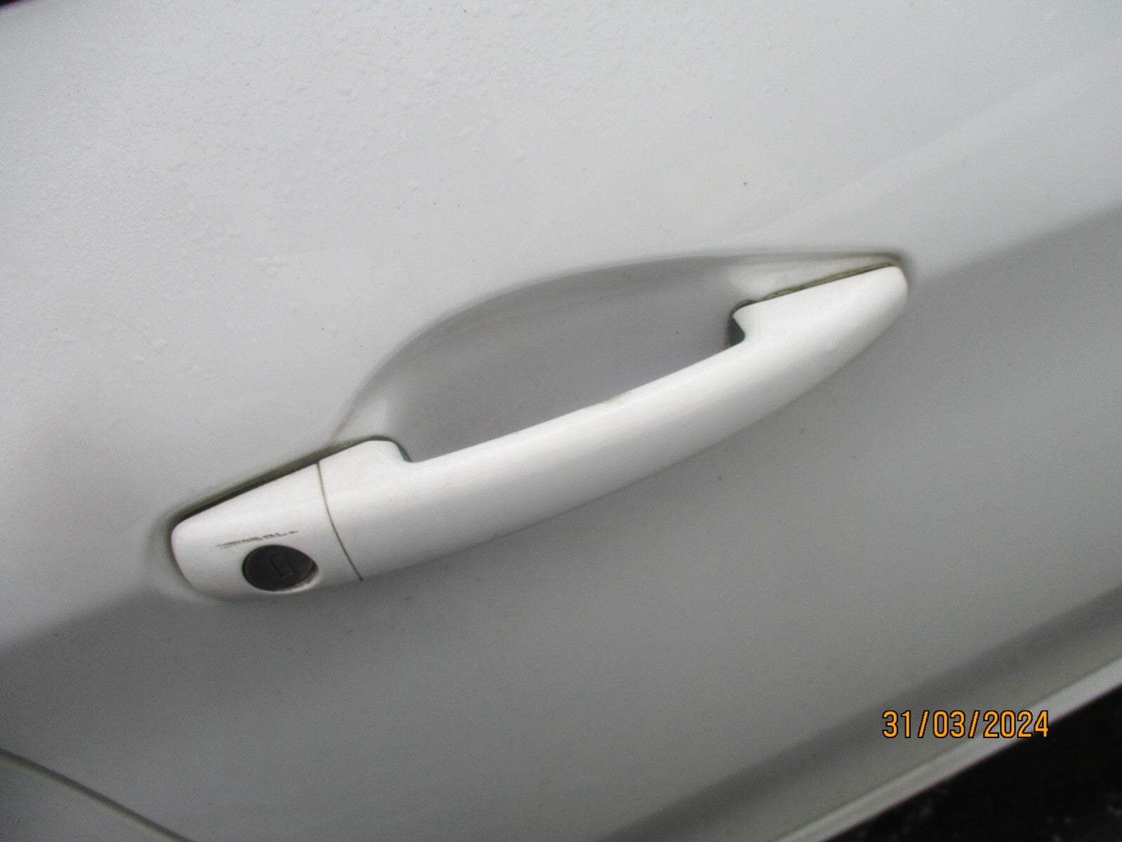 PEUGEOT 208 2016 3 DOOR OS DRIVER SIDE EXTERIOR DOOR HANDLE BIANCA WHITE EWP