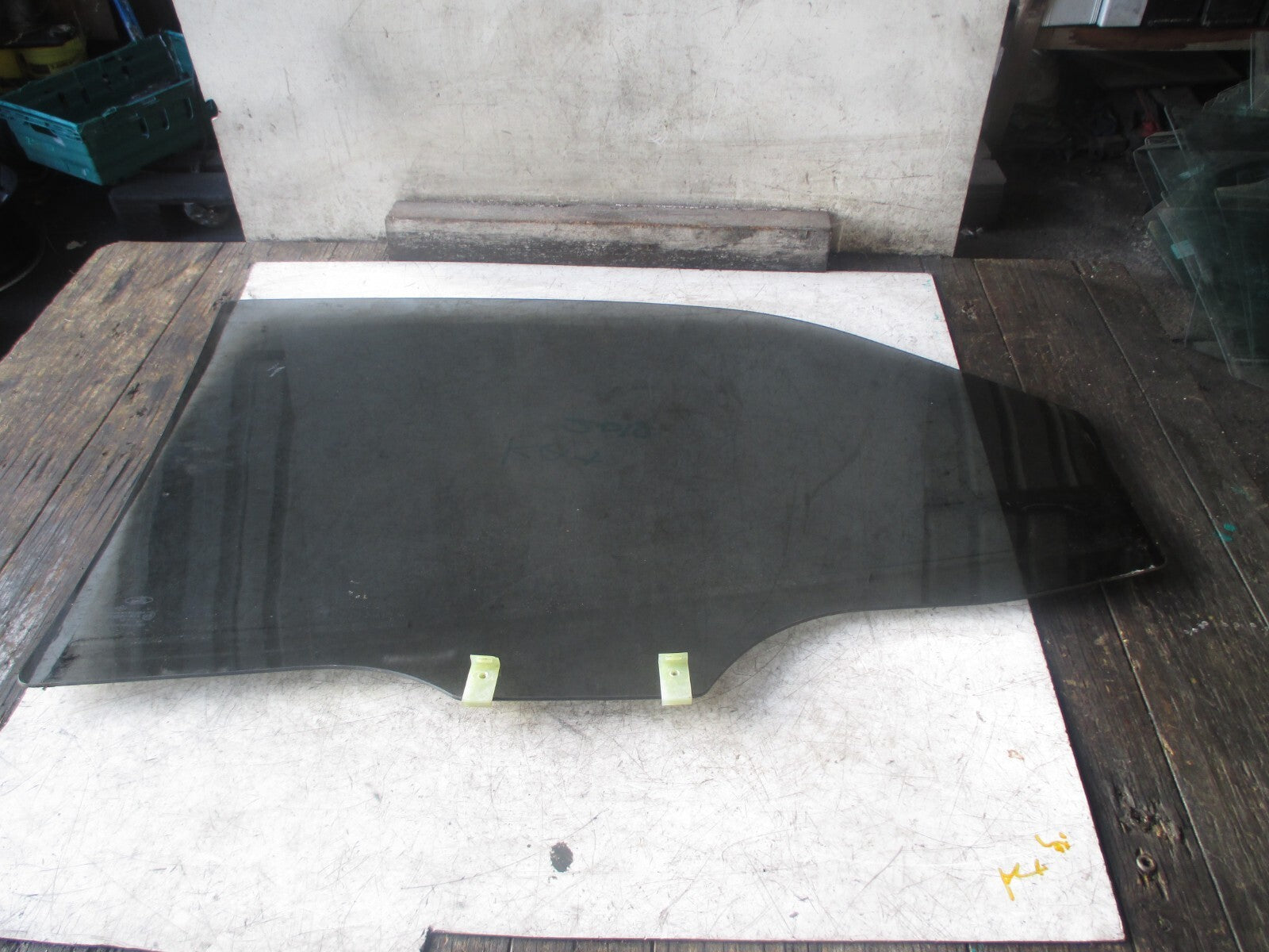FORD KA + MK3 2018 5 DOOR OSR DRIVER SIDE REAR DOOR WINDOW GLASS