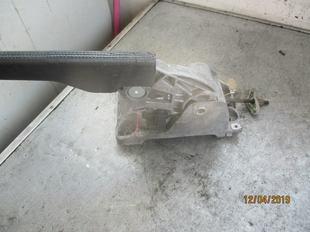 VOLKSWAGEN GOLF MK5 HANDBRAKE LEVER HANDLE 1K0711303C
