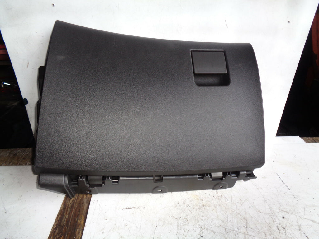 VAUXHALL INSIGNIA A 2012 2.0 DIESEL NS PASSENGER SIDE GLOVE BOX 13273294