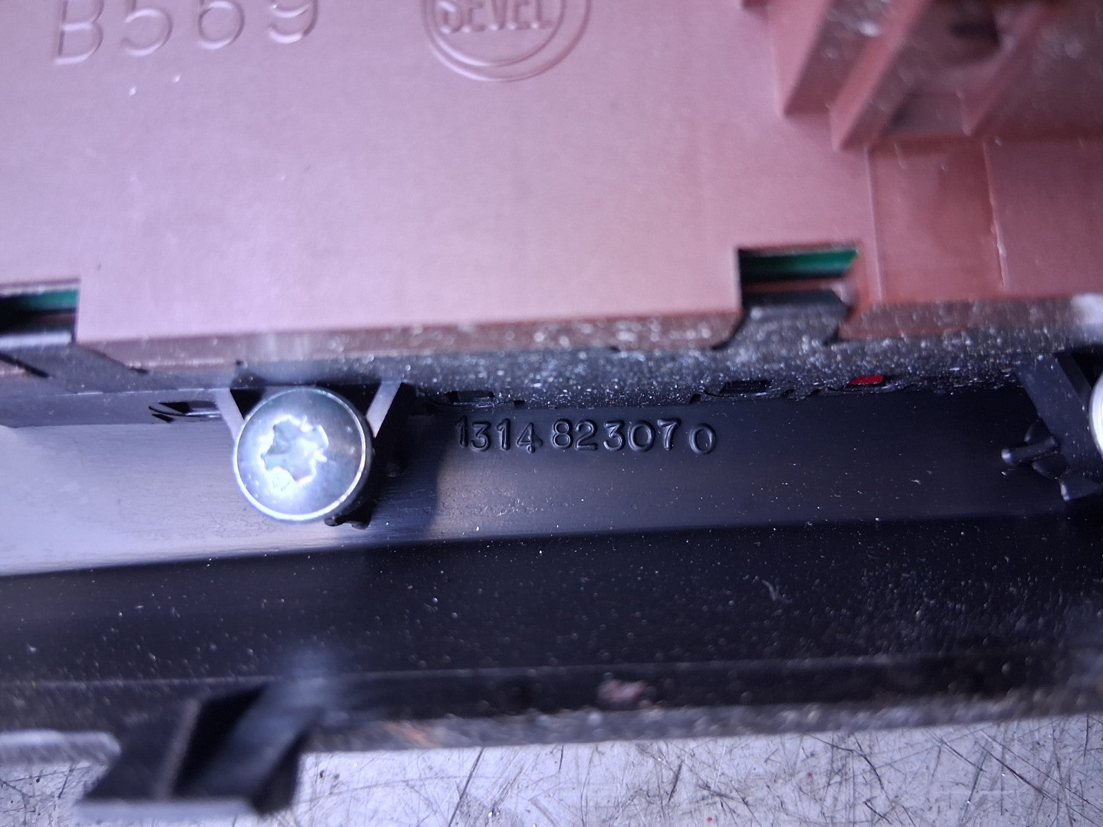 2021 PEUGEOT BOXER MK3 HAZARD SWITCH POWER SOCKET TRIM PANEL 7355861650