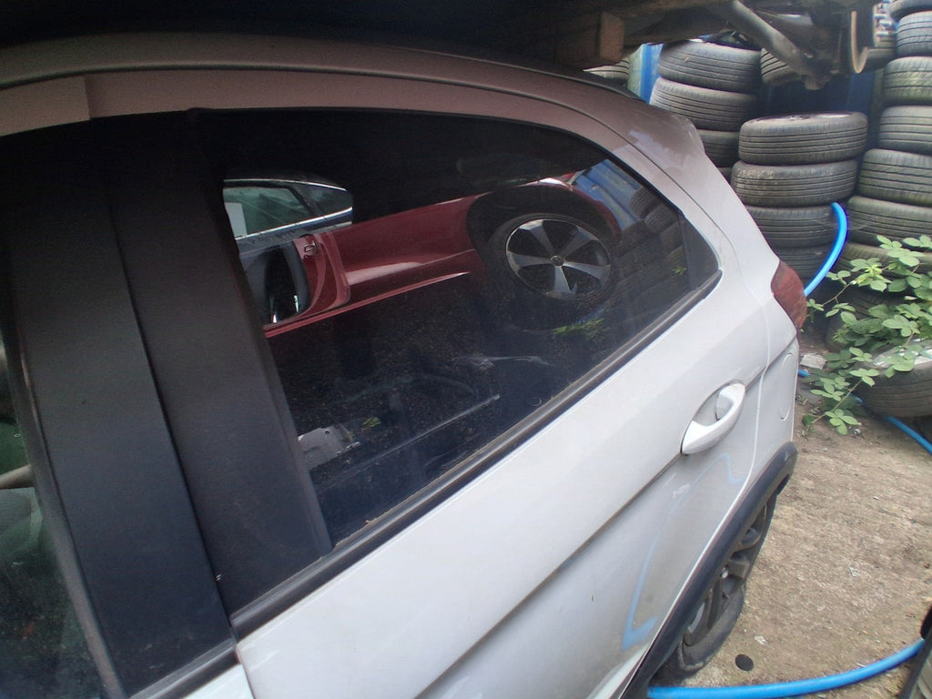 2018 FORD KA + PLUS MK3 HATCHBACK NSR PASSENGER SIDE REAR DOOR WINDOW GLASS