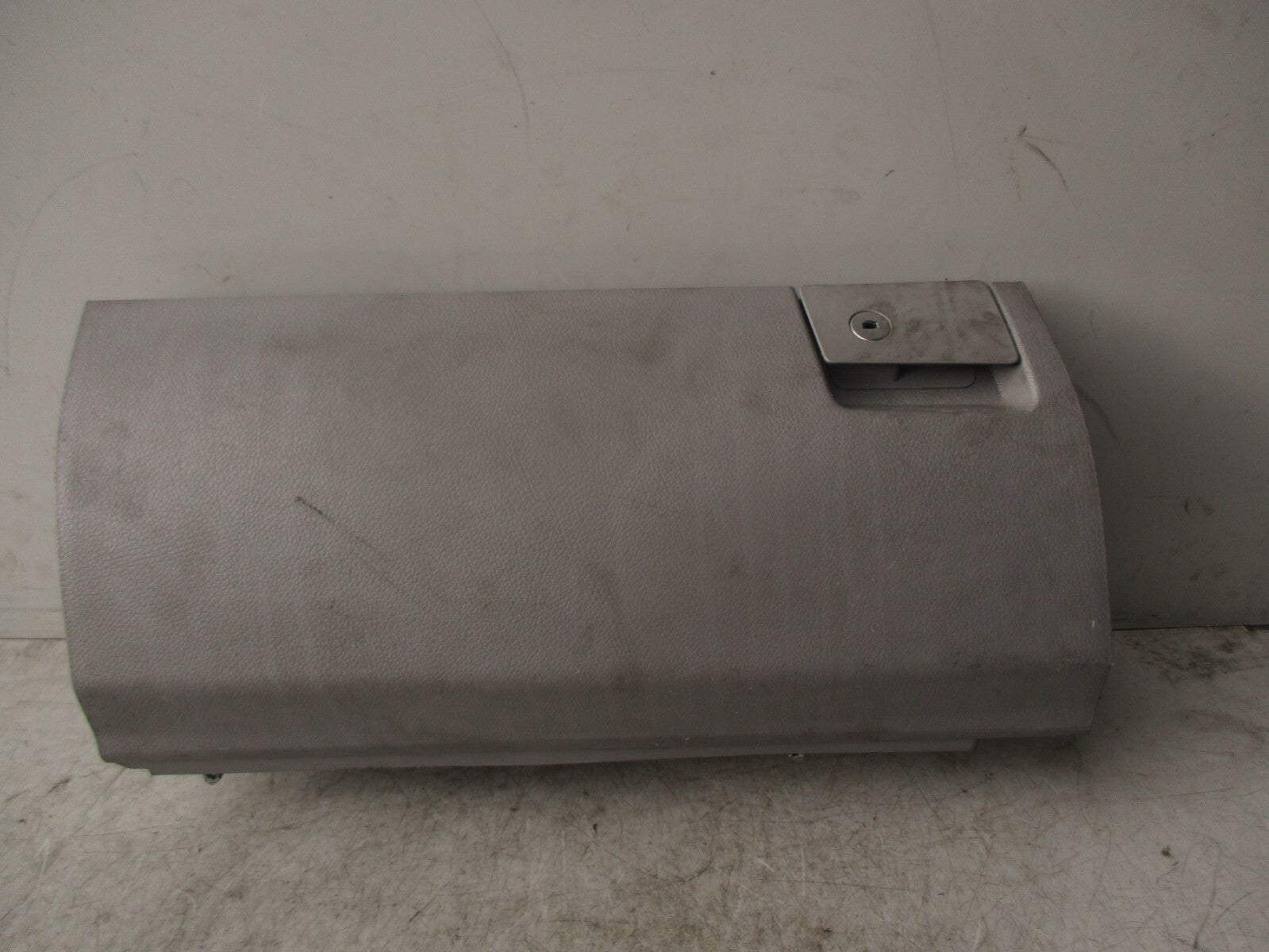 2014 MERCEDES SPRINTER W906 PASSENGER SIDE GLOVE BOX COMPARTMENT A9066800491