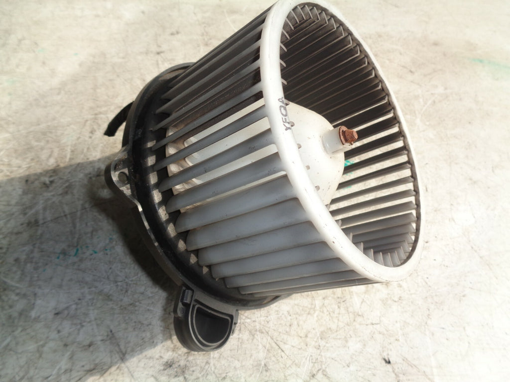 HYUNDAI GETZ MK1 2002-2009 1.1 PETROL HEATER BLOWER FAN MOTOR 971121C900