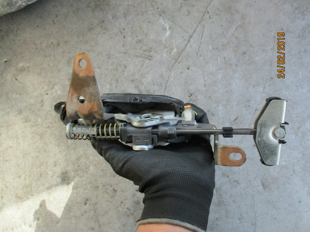 BMW 1 SERIES F20 HANDBRAKE LEVER HANDLE PARKING BRAKE 34406799102