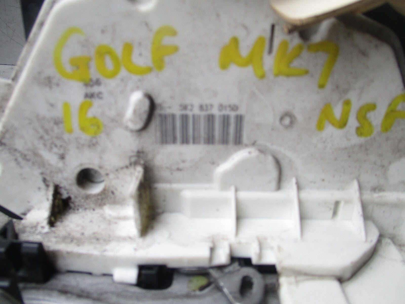 2016 VW VOLKSWAGEN GOLF MK7 NSF PASSENGER SIDE FRONT DOOR LOCK MECH 5K2837015D