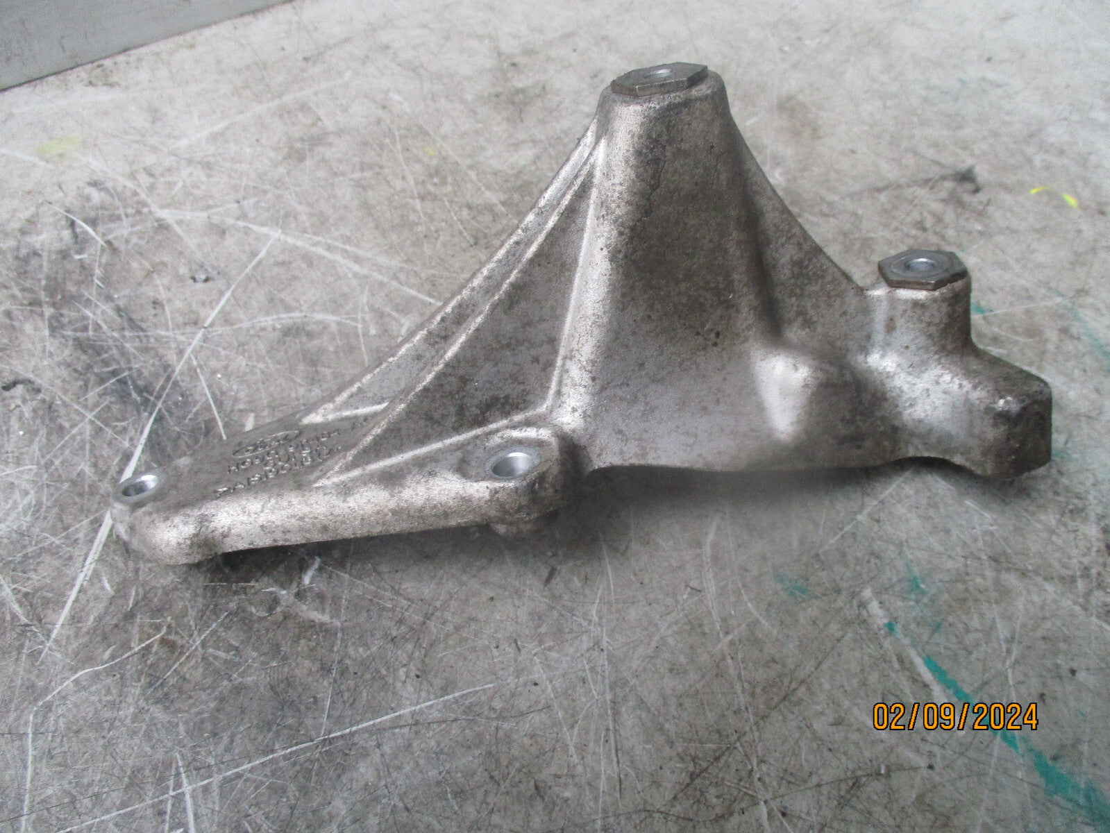 FORD GALAXY CD390 2019 INTERCOOLER BRACKET MOUNT HG9Q9P484AC
