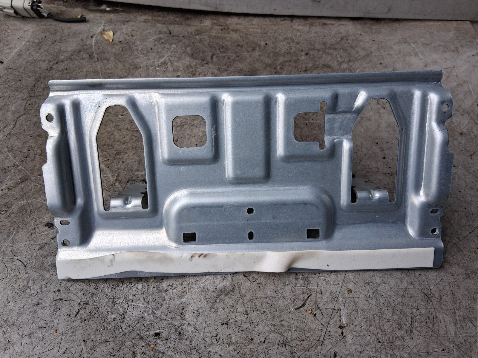 2024 FORD TRANSIT CUSTOM MK2 DISPLAY SCREEN TRIM METAL FRAME PZ3118B955CPIA04