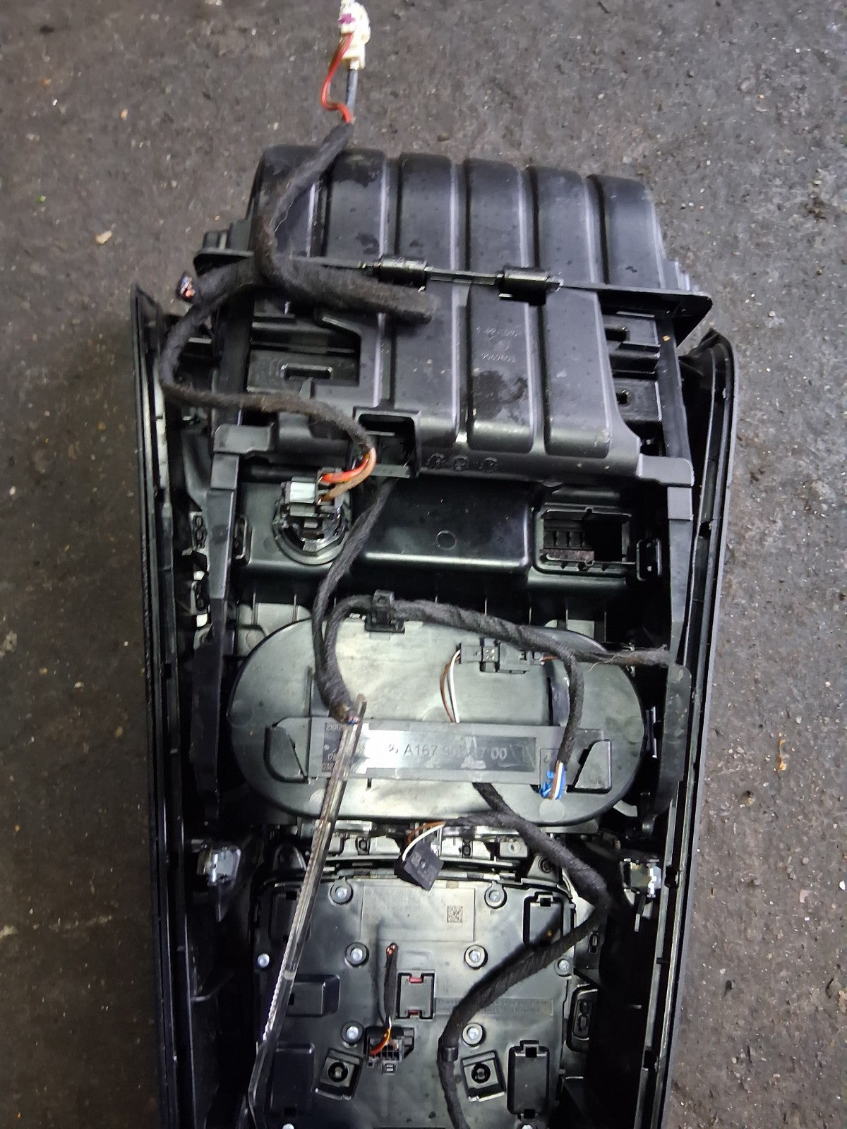 2021 MERCEDES A CLASS V177 COMPLETE CENTRE CONSOLE WITH TOUCH PAD AIR VENT