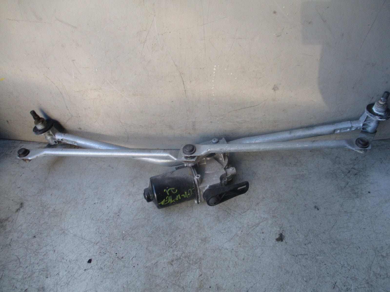 2021 MERCEDES SPRINTER W907 FRONT WINDSCREEN WIPER MOTOR LINKAGES