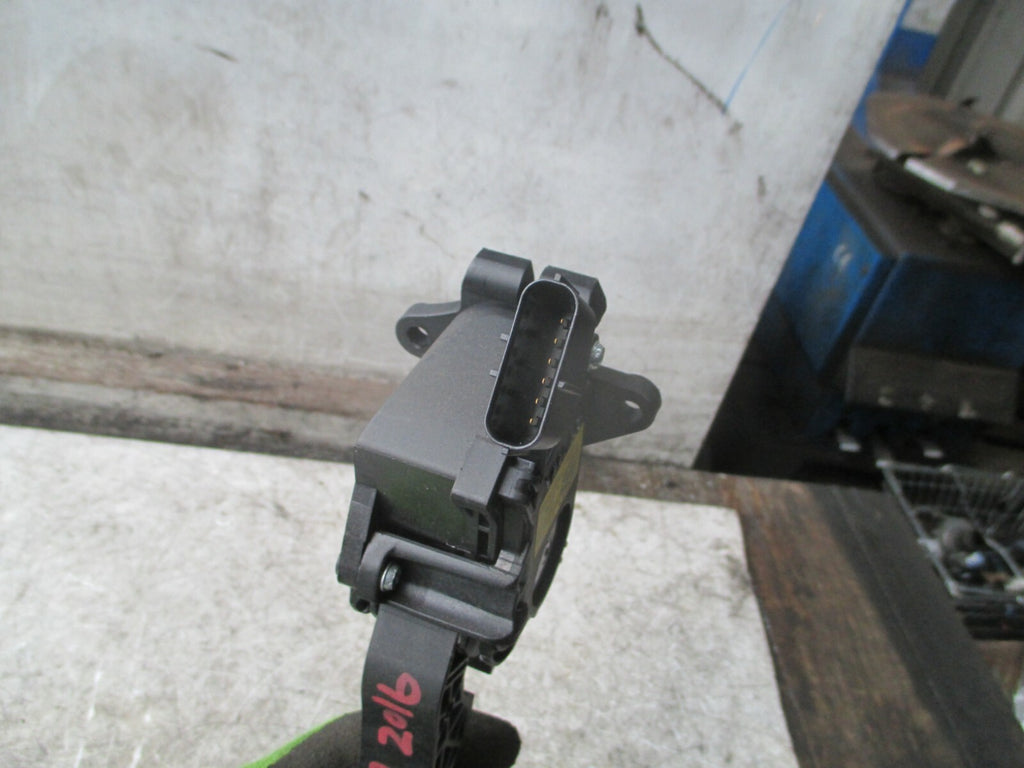 SEAT IBIZA MK4 2016 1.0 PETROL ACCELERATOR THROTTLE PEDAL 6C2721503