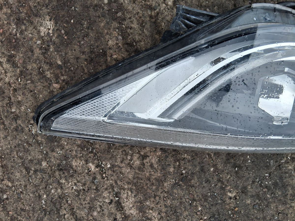 2021 MG 3 MK2 EXCLUSIVE NSF PASSENGER SIDE FRONT LEFT HEADLIGHT DAMAGED