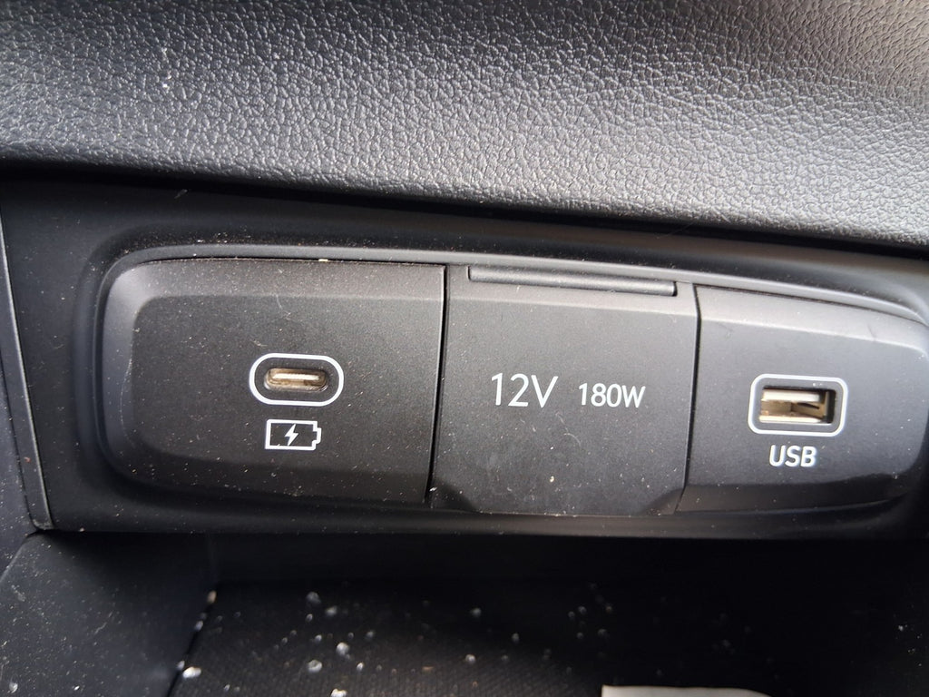 2026 HYUNDAI I20 MK3 USB SOCKET CONNECTOR