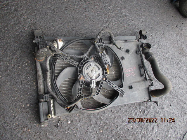 VAUXHALL CORSA D 2013 FACELIFT 1.2 PETROL RADIATOR FAN 13249564 RP02