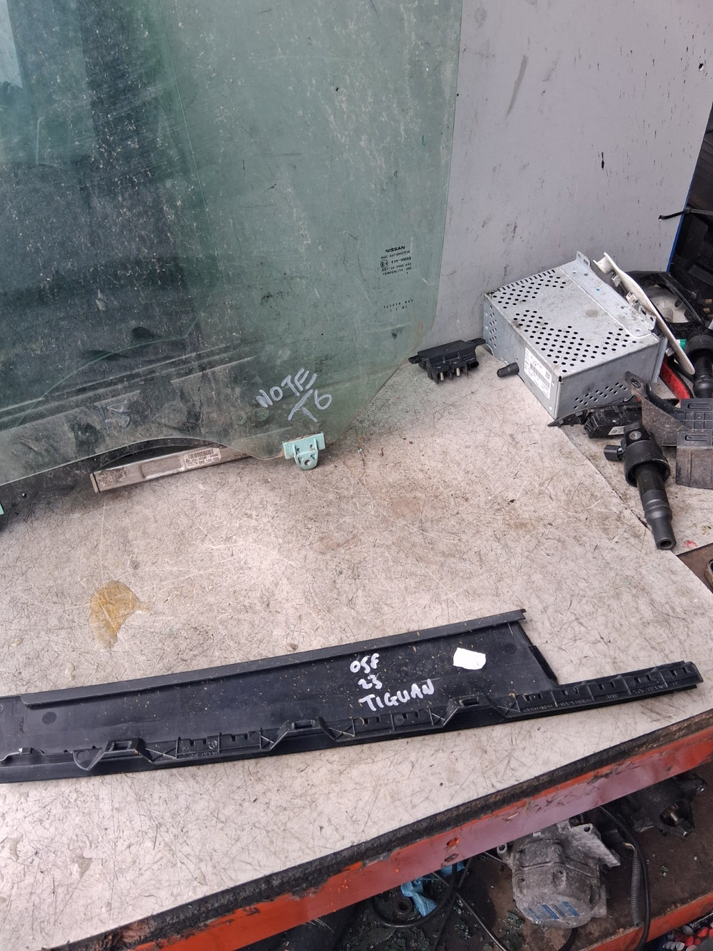 2023 VW VOLKSWAGEN TIGUAN FRONT B PILLAR TRIM 5NA837890