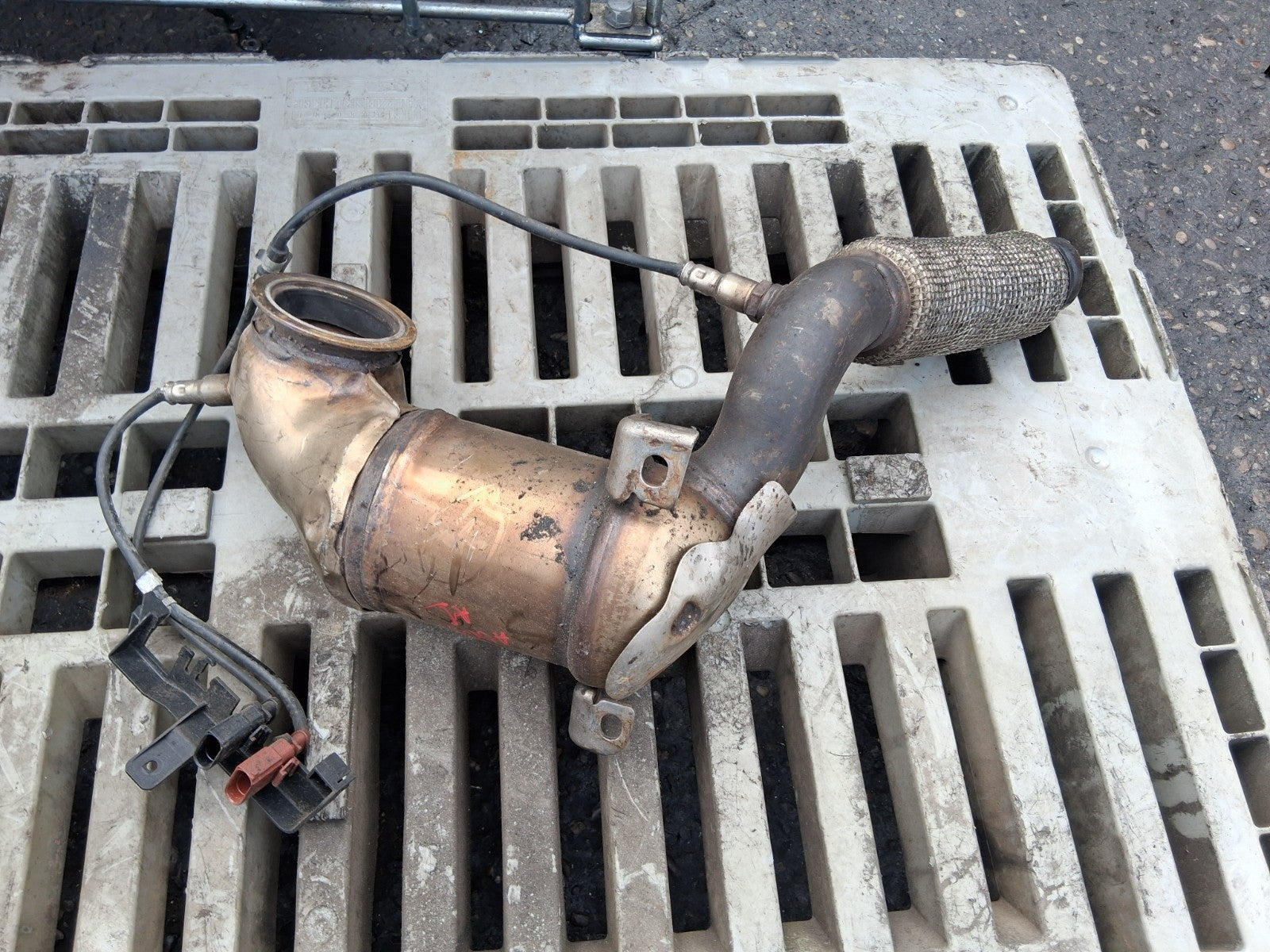 2016 AUDI A1 8X 1.4 PETROL TFSI CATALTIC CONVERTER 6C0131690F