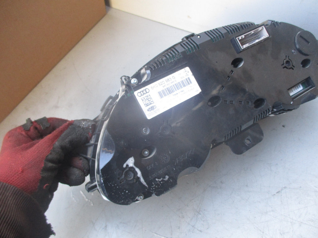 AUDI A4 B8 2013 2.0 DIESEL INSTRUMENT CLUSTER SPEEDOMETER 8K0920983G
